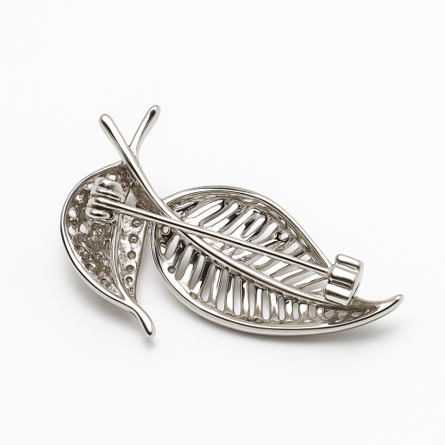 Broš u obliku lista