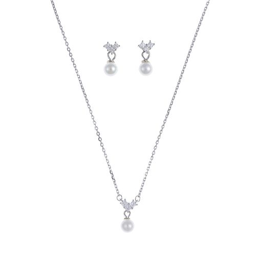 Diskretan komplet sa biserima